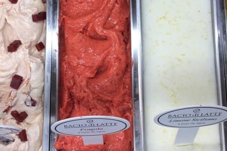 Gelato artesanal da Bacio di Latte é ótima pedida para dias de calor em Goiânia