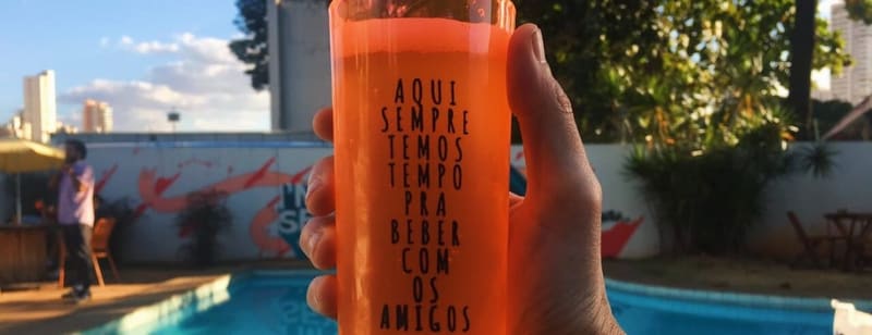 Happy hour do Toda Quarta Feira promove intercâmbio cultural em hostel de Goiânia