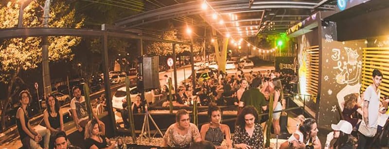 Shiva alt-bar investe em eventos culturais, promoções e ambiente descolado