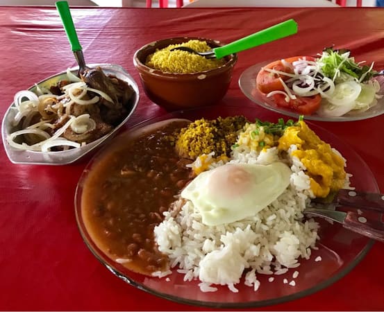 Restaurante Mossoró em Goiânia faz sucesso com PF generoso há 20 anos