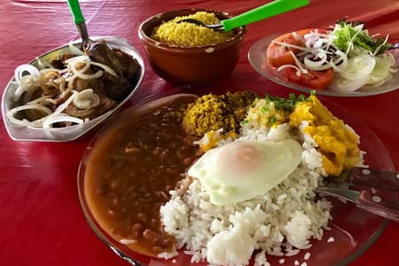 Restaurante Mossoró em Goiânia faz sucesso com PF generoso há 20 anos
