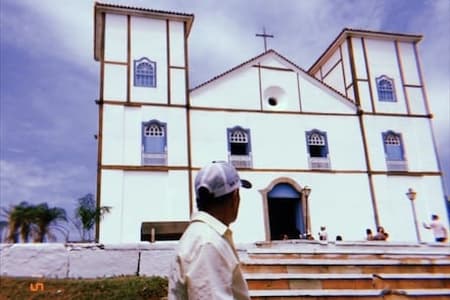 Fim de semana tem Canto da Primavera em Pirenópolis e vários rolês em Goiânia