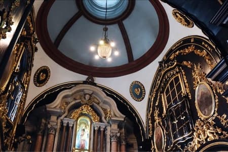 Convento da Penha: história, religiosidade e uma bela vista de Vitória