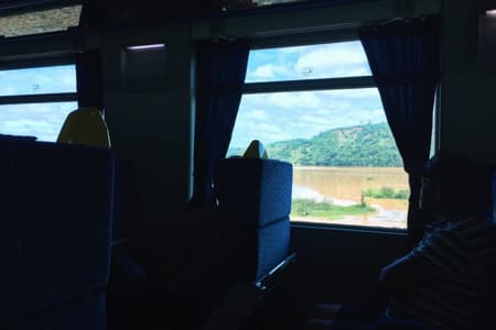 De trem: do Espírito Santo a Minas Gerais