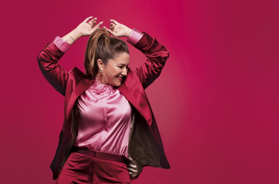 Maria Rita faz show em Goiânia em novo formato voz e piano