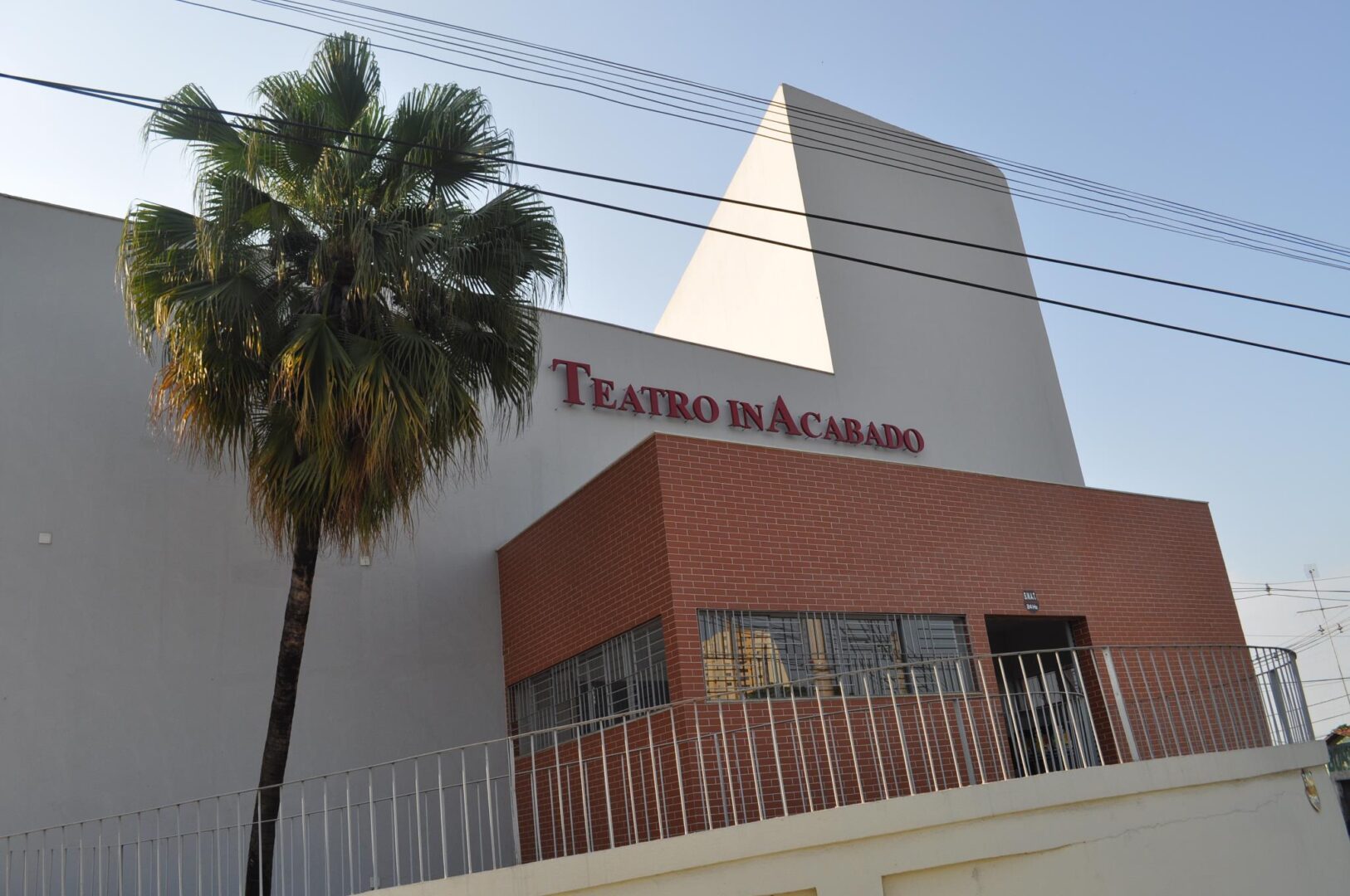 Teatro Inacabado, no Setor dos Funcionários