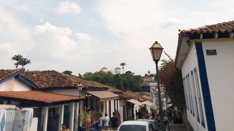 Rua da cidade turística de Pirenópolis. Município é um dos 13 que vai receber a Operação Finados de 30 de outubro a 2 de novembro | Foto: Paula Falcão