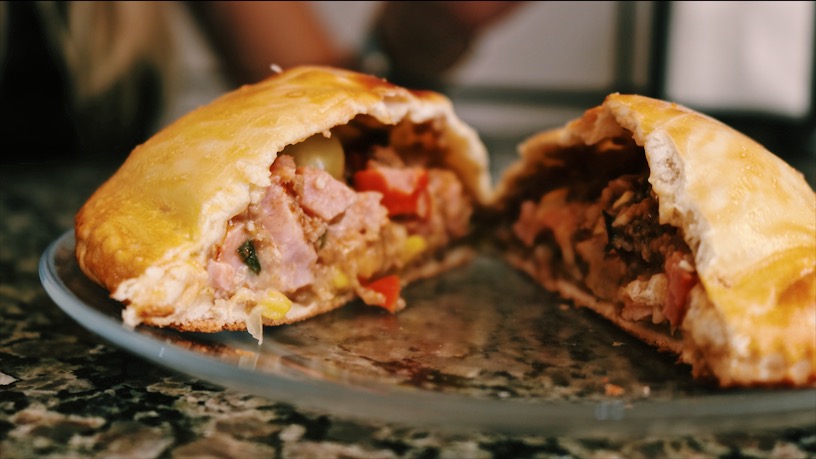 Pastel Gaúcho, do Inácio's, no Mercado de Campinas