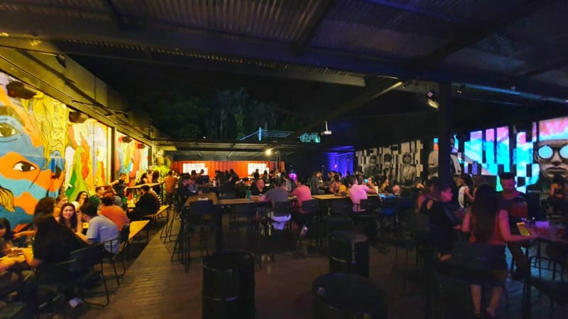 Com decreto que vale a partir desta terça-feira (26/1) está proibido o comércio e o consumo de bebidas alcoólicas em locais de uso público ou coletivo, das 22h às 6h, em Goiás. Fiscalização é feita por municípios | Foto:  Carlos Freitas