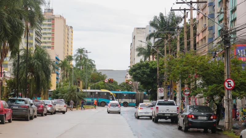 A partir de segunda-feira (1/3), Goiânia e municípios da região metropolitana terão funcionamento apenas de atividades econômicas essenciais | Foto: Carla Falcão