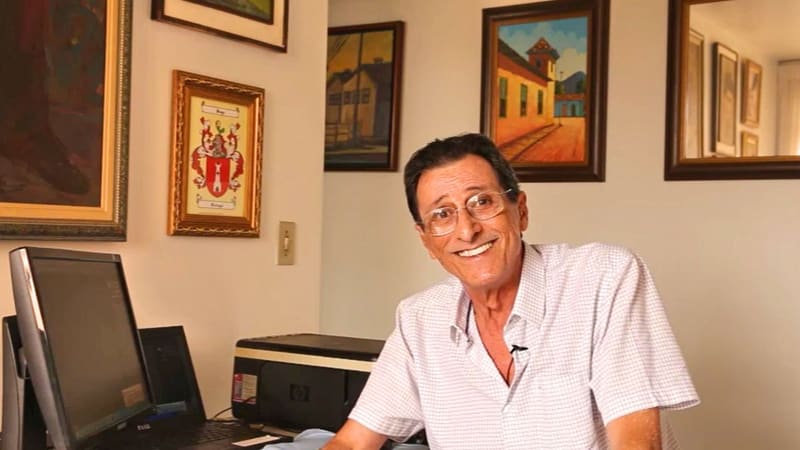 Jorge Braga, um dos principais cartunistas do País. Ele conta sobre sua história em videocast da Secult Goiás | Foto: Divulgação