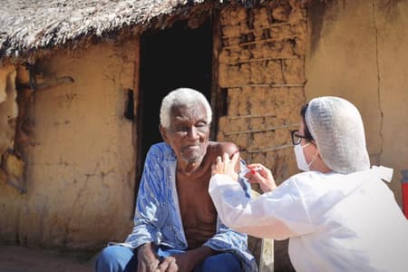 Governo de Goiás vacina comunidades Kalunga contra Covid-19