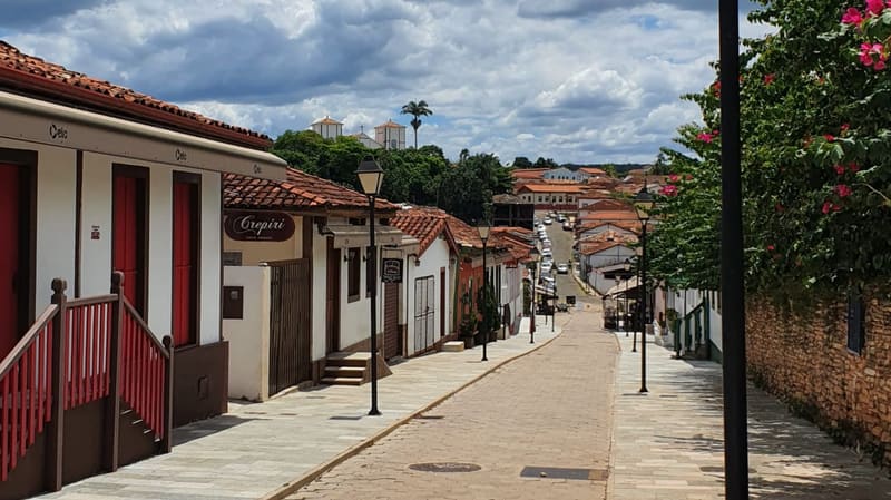 Rua do Lazer, em Pirenópolis. Principais cidades turísticas de Goiás impõem diferentes restrições durante o feriado | Foto: Carlos Freitas/Aproveite a cidade