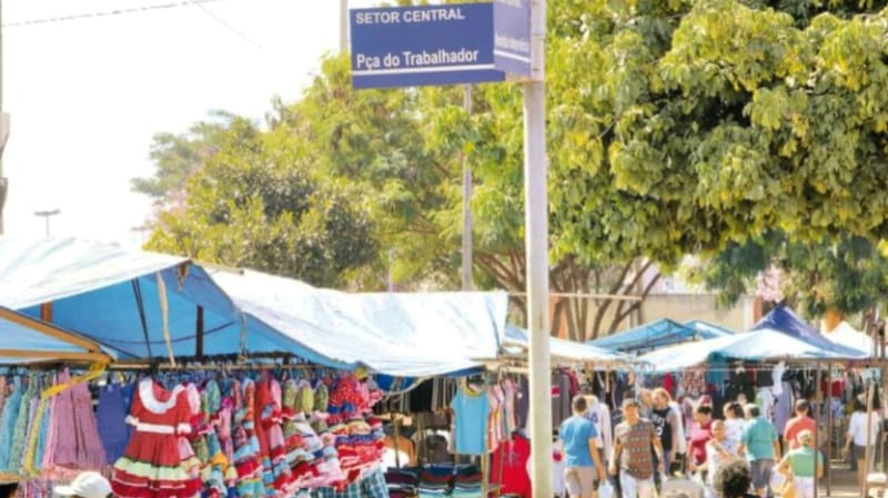 Feira Hippie na Praça do Trabalhador, em Goiânia. Grupo de trabalho irá definir mudanças nas feiras que irão funcionar no local | Foto: Prefeitura de Goiânia