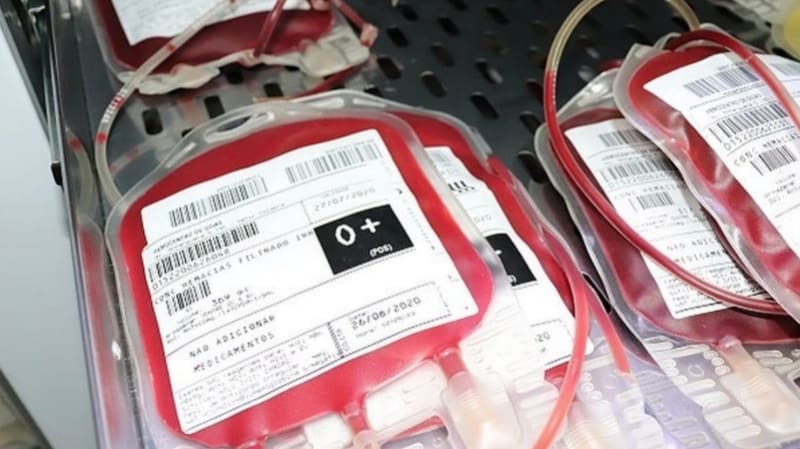 Bolsas de sangue no Hemocentro de Goiás. que celebra o Dia Internacional do Combate à Homofobia com ação em Goiânia | Foto: Instagram Hemocentro de Goiás