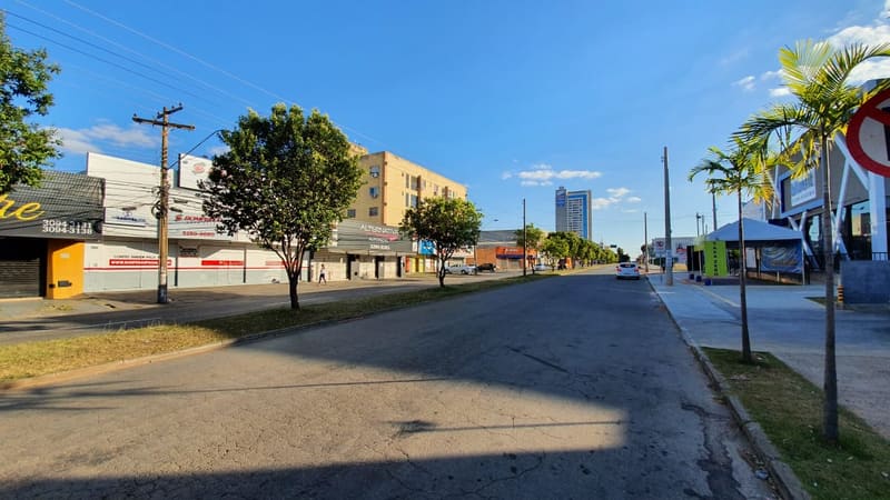 Lojas fechadas em Aparecida de Goiânia durante escalonamento regional. Mudança acontece na próxima segunda-feira (12/7) | Foto: Paula Falcão
