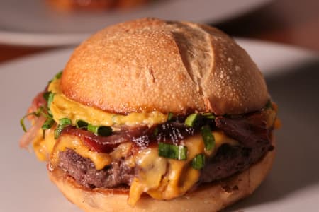 Burger Fest 2021 acontece em novembro e terá hamburguerias de Goiânia