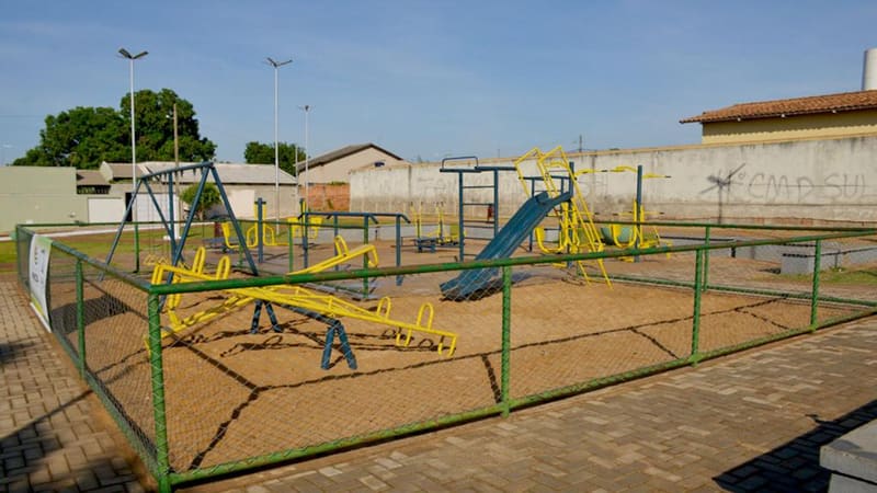 Playground da Praça Araci Rocha da Silva, uma das áreas de convivência inauguradas pela prefeitura de Aparecida, na última sexta-feira (5/11) |  Foto: Claudivino Nunes