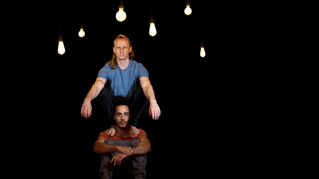Espetáculo Hi.a.to estreia no Teatro Sesi