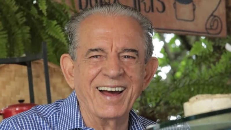 Ex-prefeito e ex-governador de Goiás, Iris Rezende estava hospitalizado há três meses em decorrência de um AVC. Corpo do político será velado no Palácio das Esmeraldas | Foto:  Reprodução / Instagram