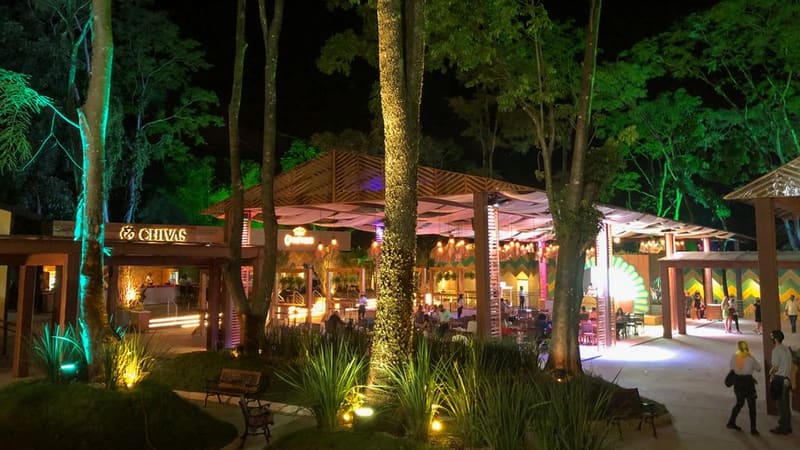 Laguna Gastrobar, em Goiânia, fica na Vila Alto da Glória e já recebe programação de eventos no final de semana | Foto:  Carla Falcão