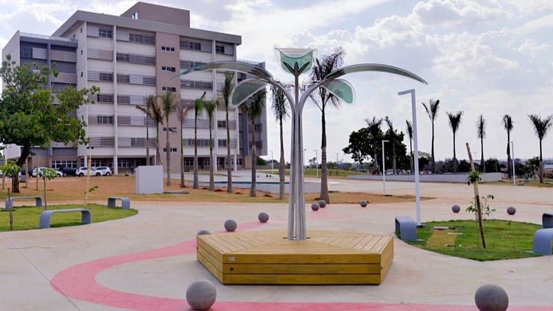 Complexo Administrativo Maguito Vilela, em Aparecida de Goiânia. Local ganhará pista de skate que terá projeto feito junto com skatistas da cidade | Foto: Enio Medeiros