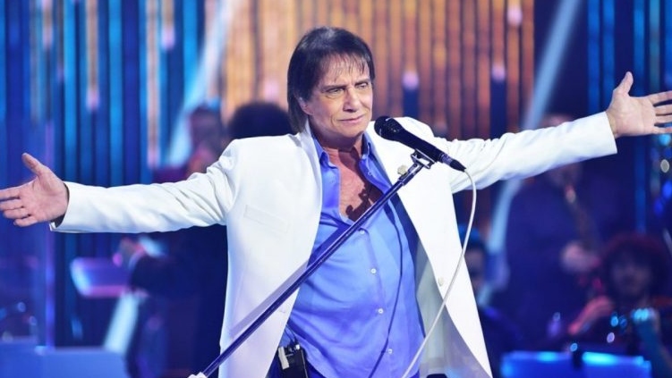 Roberto Carlos confirma show em Goiânia no mês de setembro