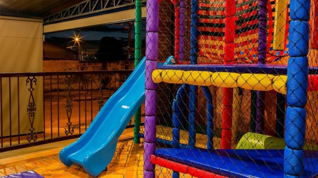 9 bares e restaurantes com brinquedoteca em Goiânia