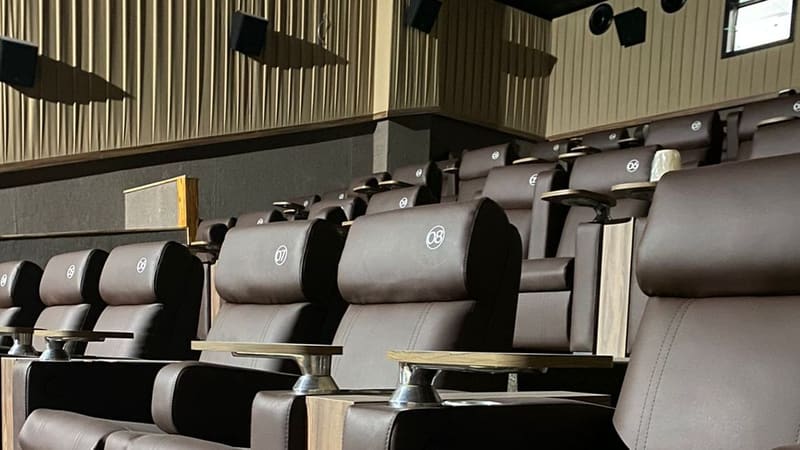 Cinema VIP do Bougainville. O Complexo conta com cinco salas, sendo duas VIP’s e uma sala Magic D com tecnologia de som e imagem especiais. O complexo conta com 690 lugares e irá exibir os principais lançamentos do mercado de cinema | Foto: Divulgação