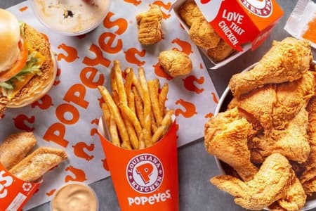 Popeyes, rede de frangos fritos, chega a shopping de Aparecida