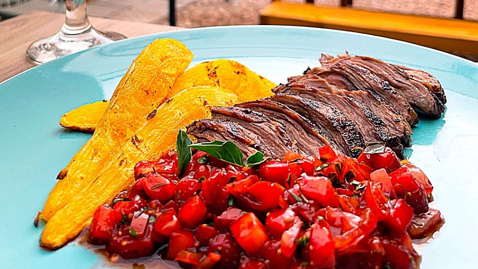 Gastropub celebra Dia dos Pais com edição especial do Harmoniza BBQ