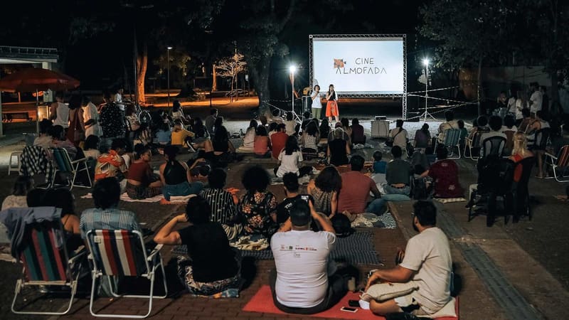 2ª sessão do Cinealmofada em 2022. Destaque dessa edição será a homenagem ao “Seu Bartô”, projecionista do Cine Cultura por quase 30 anos, que nos deixou em 2021, vítima de Covid-19 | Foto: Rê Barbosa