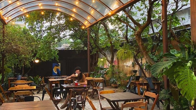 Quintal do Evoé, que recebe show na noite de sexta-feira | Foto: Divulgação