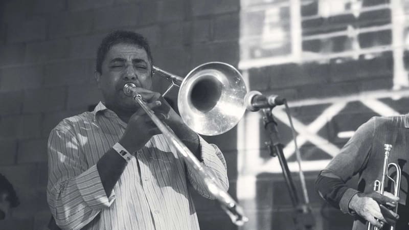 Adial Silva, um dos músicos que irão tocar no evento na Vila de São Jorge | Foto: Divulgação