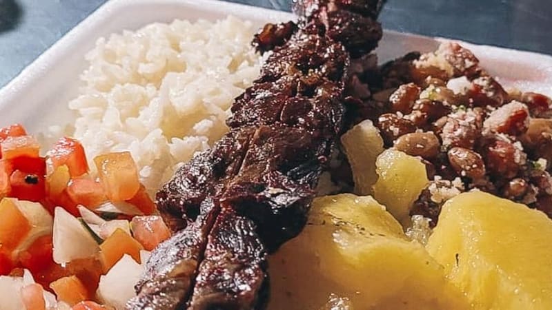 Jantinha de restaurante em Goiânia. Prato é típico da capital goiana | Foto: Carlos Freitas