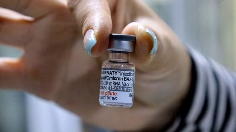 Vacina bivalente contra a Covid-19 da Pfizer. Aparecida recebeu mais de 5,3 mil doses do imunizante | Foto: Paulo Rodrigo