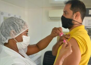 Aparecida amplia vacinação bivalente contra a Covid-19 para pessoas acima de 18 anos