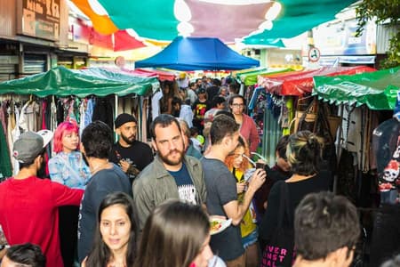 Encontro de Brechós leva mais de 100 bancas ao Centro de Goiânia