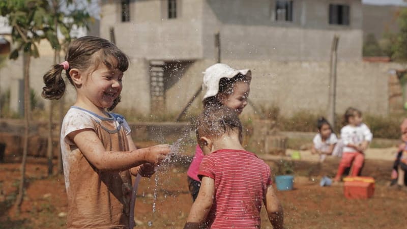 Cena do documentário "Dos 3 Aos 3",  que trata da primeira infância, e é indicado sobretudo para mães, pais e educadores | Foto: Divulgação