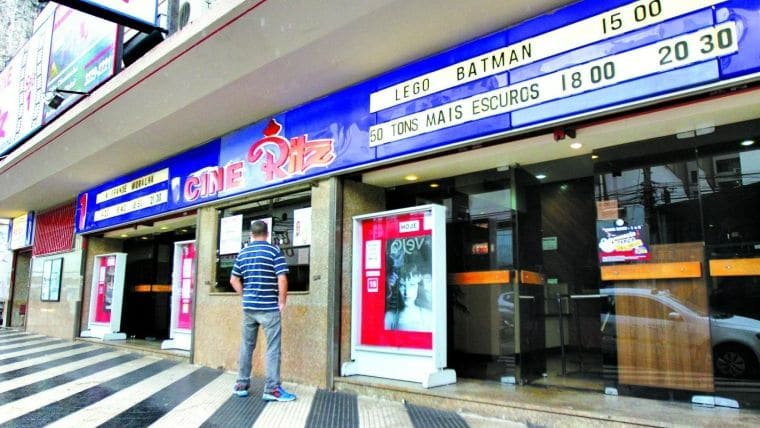 Cine Ritz, na Rua 8, é desinterditado pela prefeitura