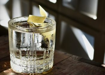 Zimbro Bar participa do Negroni Week 2023