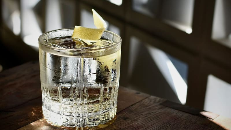 Zimbro Bar participa do Negroni Week 2023