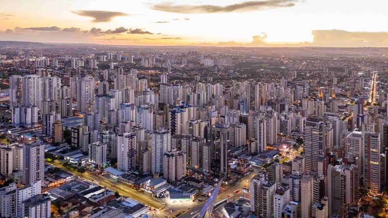 Vista aérea de Goiânia. Cidade ocupa a 15ª posição no ranking nacional, com um PIB superior a R$ 59 bilhões | Foto: Secom Goiás