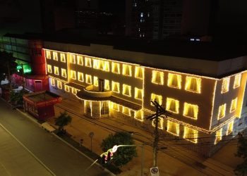Prefeitura de Goiânia mantém decoração de Natal até 6 de janeiro