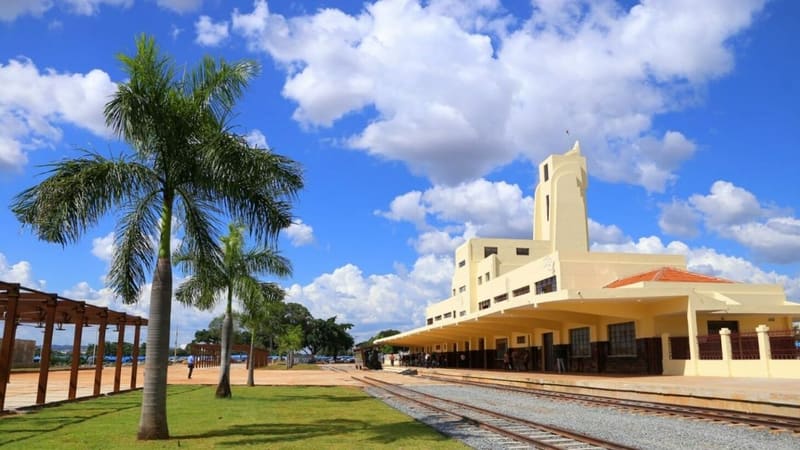 Museu Frei Confaloni se localiza no interior da Antiga Estação Ferroviária, no Centro de Goiânia | Foto: Secom Goiânia