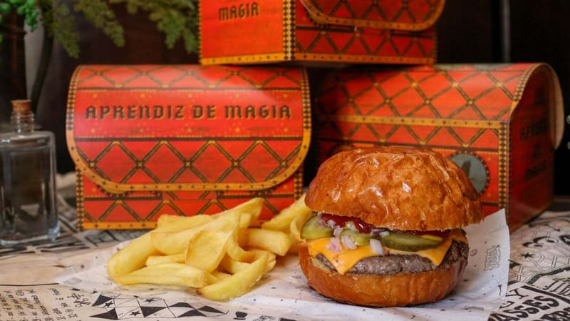 Goiânia ganha 1ª unidade de hamburgueria inspirada em Harry Potter