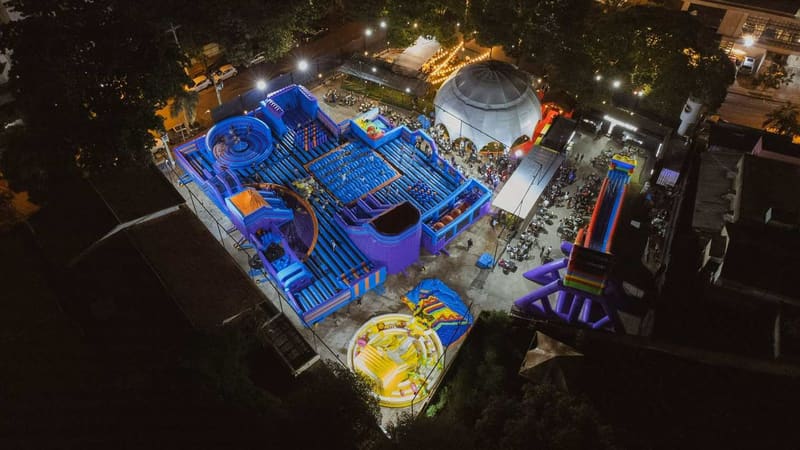 Goiânia recebe parque inflável com mais de 1,4 mil m²