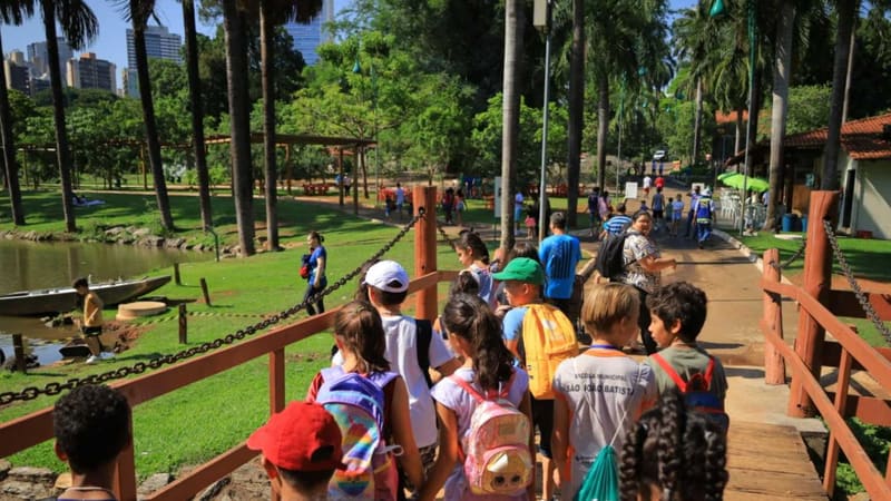 Mutirama e Zoológico são opções de lazer nas férias escolares