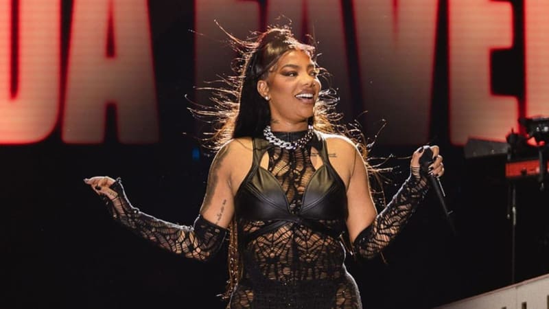 Ludmilla durante show. Cantora traz mega turnê a Goiânia no mês de agosto | Foto: Divulgação