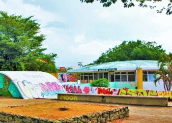 Praça Universitária recebe placa indicativa do Circuito Histórico da Cultura Hip Hop em Goiás